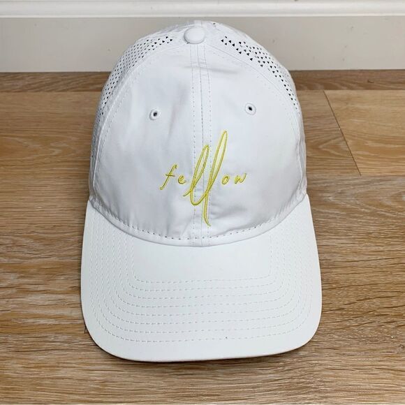 New Era 9Forty Unisex White Fellow Embroidered Adjustable Hat - Picture 1 of 13